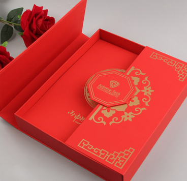 订做高档掀盖式礼品纸盒 定制烫金铜版纸四色印刷正方形礼品盒