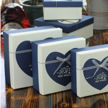 韩版小清新正方形礼盒母亲节精美礼物包装盒巧克力短款钱包礼品盒