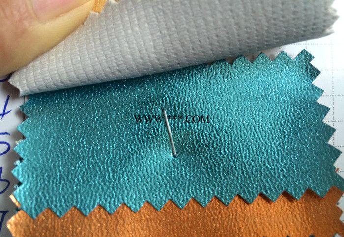 2610 现货PVC针纹人造革 粗针纹金属贴膜 金银毛孔纹皮