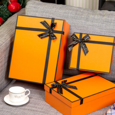 化妆品包装盒口红香水礼盒包装盒 创意蝴蝶结搭配通用圣诞礼盒