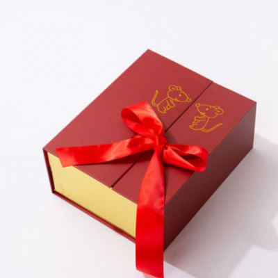 厂家直销现货翻盖新年大礼盒红色丝带春节礼盒定制通用礼盒伴手礼