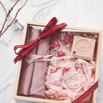 礼品盒伴手礼包装盒喜糖盒结婚糖果盒子支持定制厂家直销