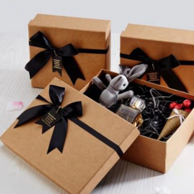 礼物盒 ins风礼盒包装盒香水礼品盒空盒子生日伴手圣诞节跨年礼盒