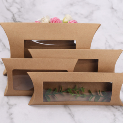 PVC开窗枕头盒牛皮纸折叠盒透明糖果盒礼品包装盒结婚喜糖盒跨境