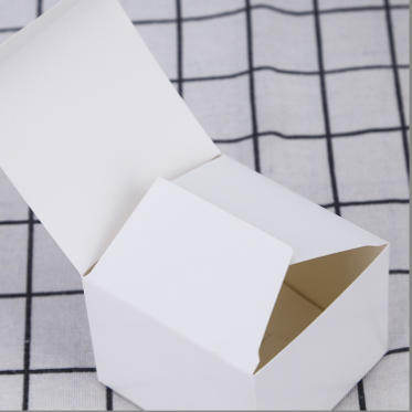 白卡小盒日用品白色包装盒 小白盒化妆品盒瓦楞纸盒空白纸盒定制