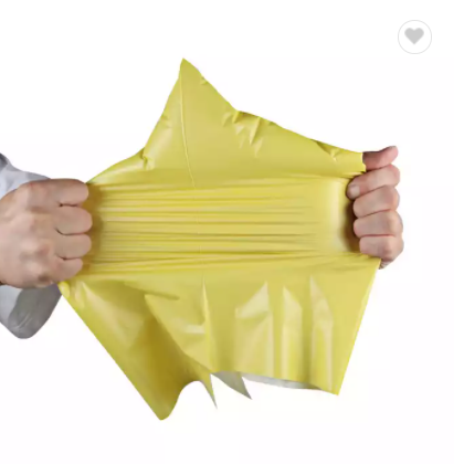 Low MOQ yellow poly mailers mailing bags custom Christmas envelopes courier postal shipping plastic  / 2
