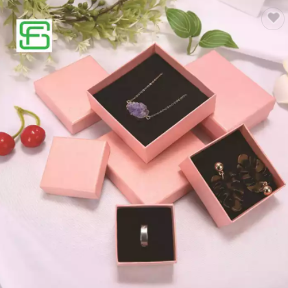 Jewelry Packaging Box With Logo Luxury Wedding Ring Box Blue Pink Travel Paper Leather Magnetic Velv / 1
