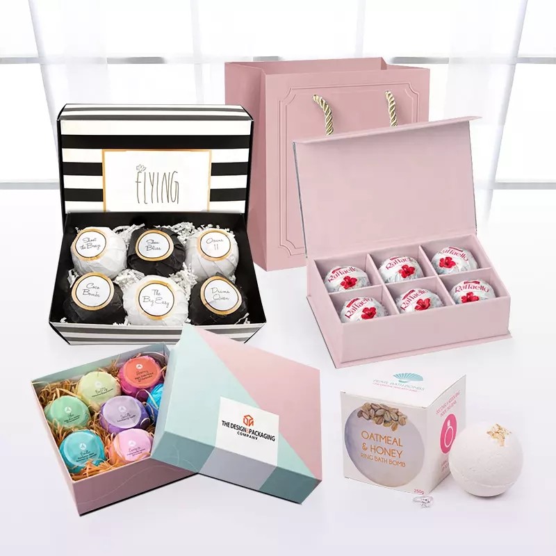 Custom wholesale high quality skin care travel shower bath bomb spa gift set with your design / 3