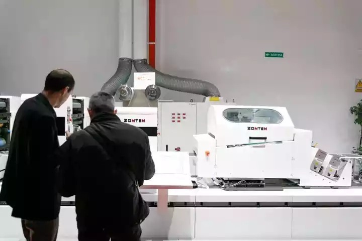 Factory hot sale ZTJ-330 Intermittent 4 color offset printing machine for label roll to roll / 2