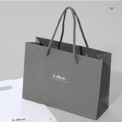 Custom Logo Grey Kraft Paper Packaging Shopping Gift Bag For Clothing Shoes Garment / 2