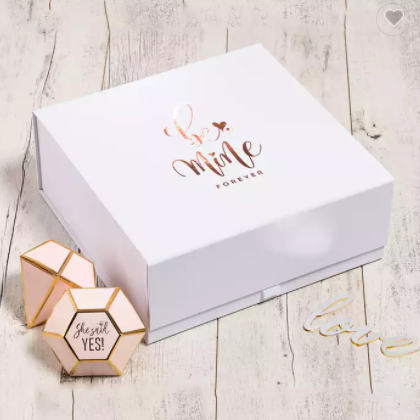 Custom Logo luxury White Rigid Cardboard Paper Packaging Magnetic Flap Closure Gift Box / 2