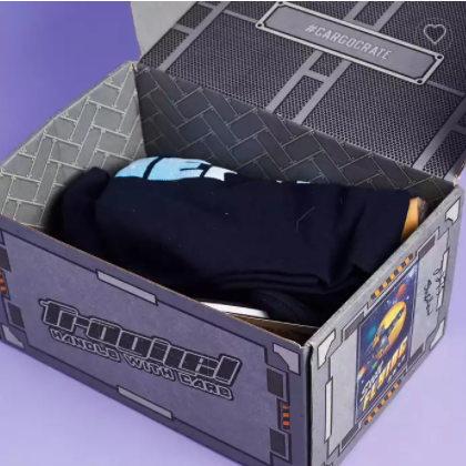 Fancy Cloth Packaging Box With Custom Logo Printed, Eco T-shirt Package Corrugated Paper Mailer Box  / 3