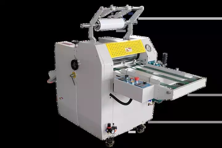 FM-390C Hydraulic Heavy-Duty Semi-Auto BOPP Thermal Film Laminator / 1