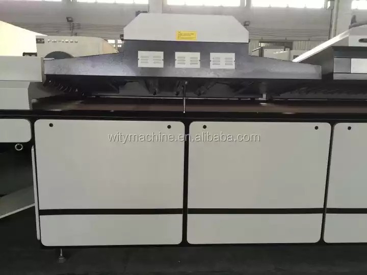 Automatic UV Coating Machine / 2