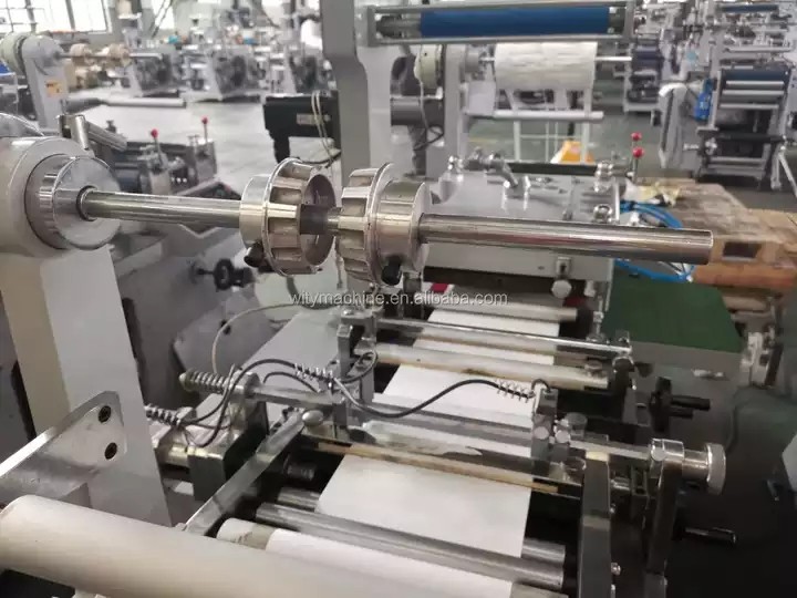Adhesive Label Logo Sticker Die cutting Machine Punching Hot-stamping Laminating function / 3
