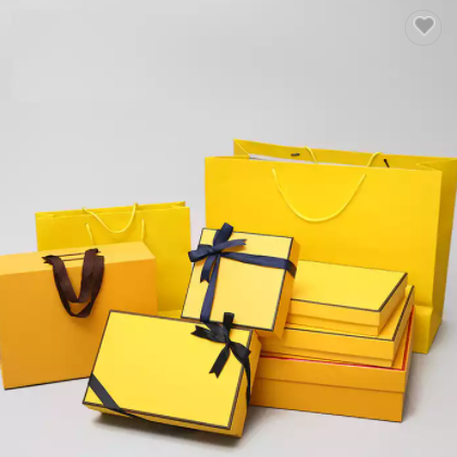 Luxury Paper Packaging Gift Set Custom Gift Bags with Your Logo / 2