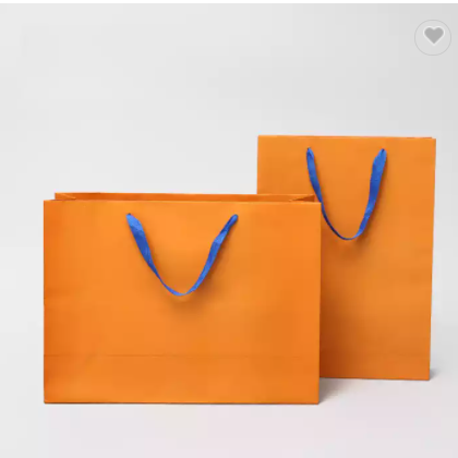 Luxury Paper Packaging Gift Set Custom Gift Bags with Your Logo / 1