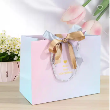 Wholesale Ins Gradient Packaging Pink Paper Bags eco-friendly Custom Gift Clothing Paper Bag / 2