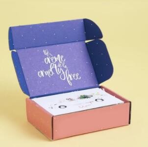 Mailer Box Manufacture Custom Color Mailer Boxes With Custom Logo Printed, Durable Apparel Packaging / 1