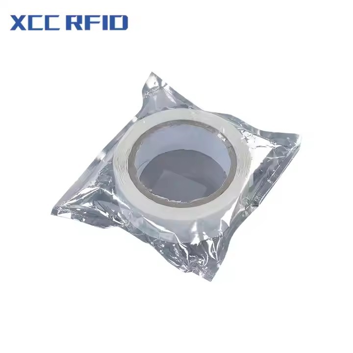 Promotional Factory Stock RFID NFC Tag 13.56MHz HF 1K T5577 Ntag215 Waterproof Mini PVC RFID Label S / 1