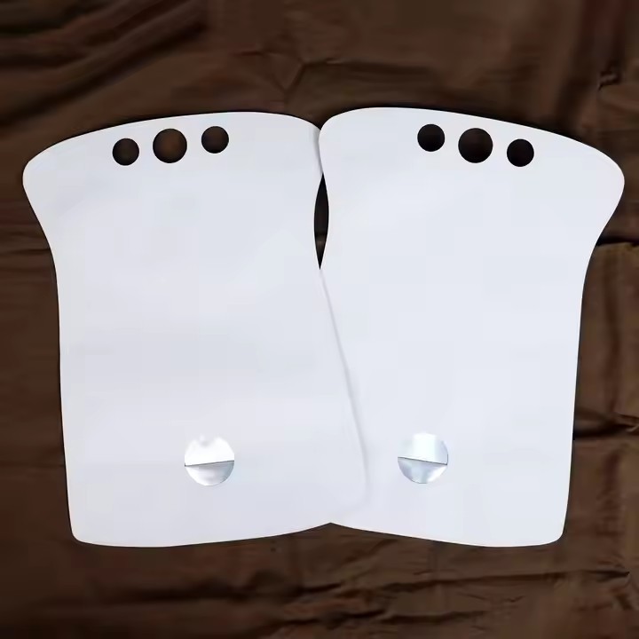 Customized Stand-up Pouches with Valve and Spout for Beer Wine Beverage Side Angle Propped Pouches / 3