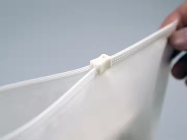 Customised Logo Printing Sliding Frosted Biodegradable Plastic Bags Transparent Garment T-Shirt Zipp / 2